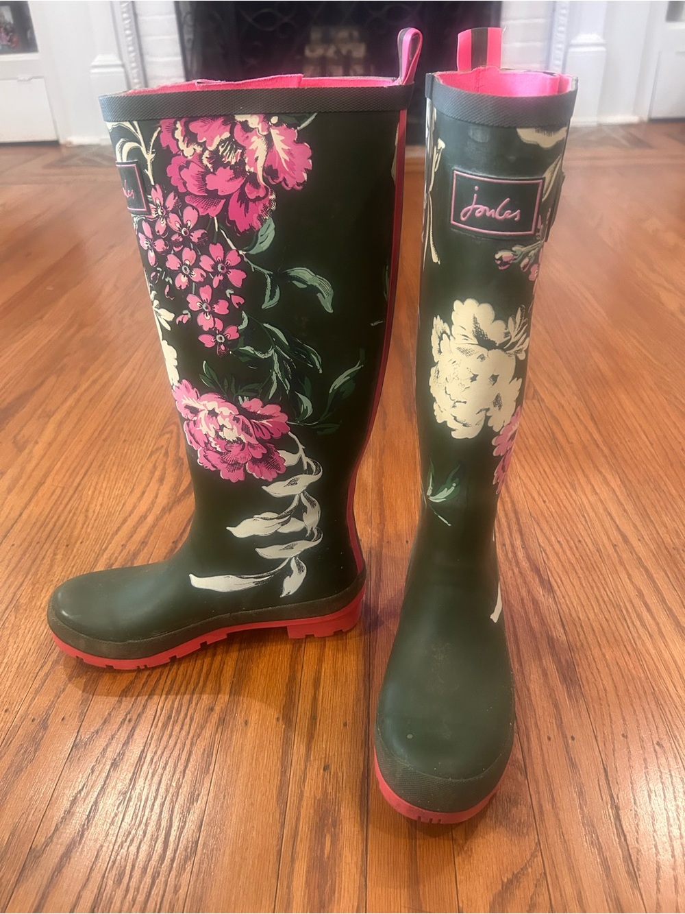 Joules Floral Tall Rain Boots with Pink Trim - size 6
